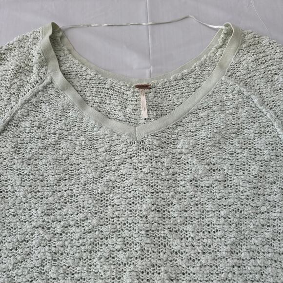 Free People mint green song bird textured oversized boucle sweater size small - Picture 8 of 13